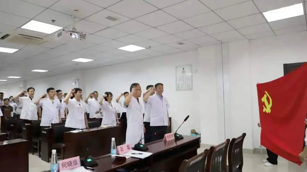 https://mmbiz.qpic.cn/sz_mmbiz_jpg/OMoZ71ahOUAiauMpibLq6YNaLHpysbCric2xzx4aRTibibuffPBImbQ2gbhYgGJhYqgKZkj9JpMAz6Hxmo8jWG1zoibA/640?wx_fmt=jpeg&wxfrom=5&wx_lazy=1&wx_co=1